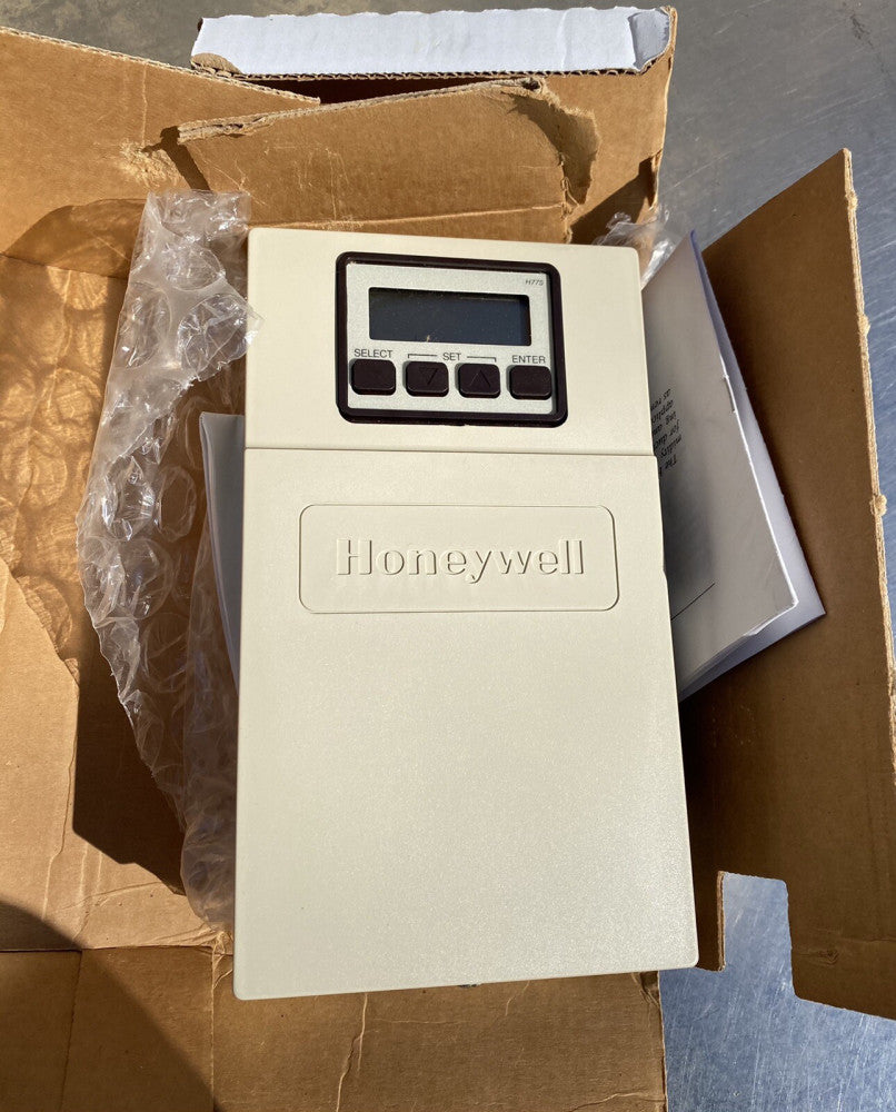 New HONEYWELL H775A 1006, Hummidity Controller Electronic One Input 5-95% RH 