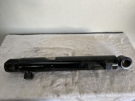 (Takeuchi?) Hydraulic Bucket Tilt Cylinder LH 7000-994 (replaces 7000-209)