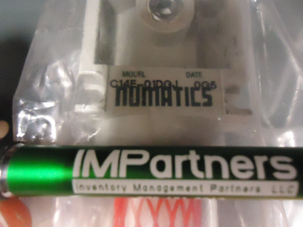 Numatics C14E-01DGJ COALESCER/REGULATOR W/OPT. Brand New!