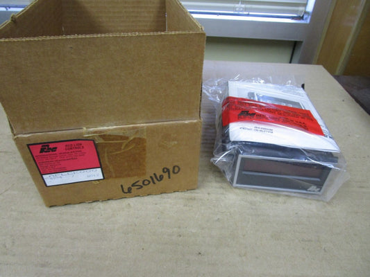 NEW RED LION CONTROLS APLCK000 DIGITAL PANEL METER