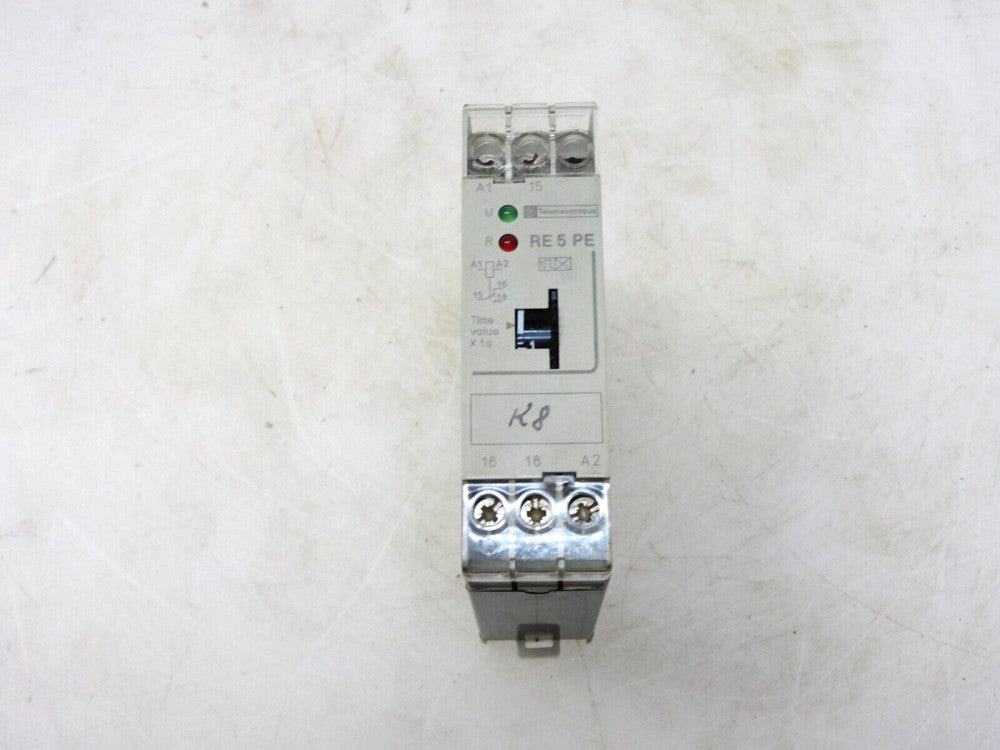 TELEMECANIQUE RE5 PE110B 0,1s-10s TIME RELAY 24V 250V 4A