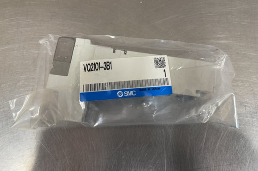 New SMC VQ2101-3B1 Control Solenoid Valve Plug-In