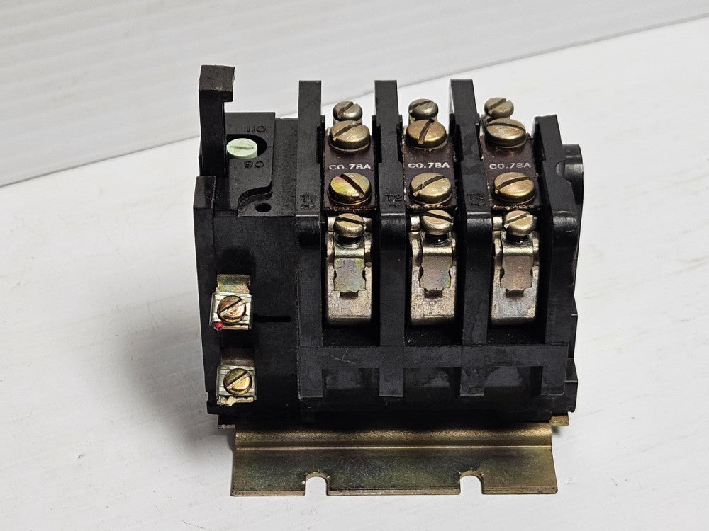 GE GENERAL ELECTRIC OVERLOAD RELAY CR224C210A 600VAC - USED