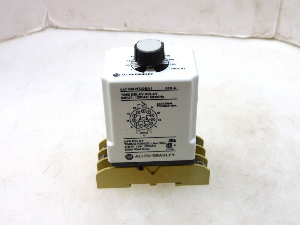 ALLEN BRADLEY 700-HT22BA1 SER A TIMING RELAY W/ BASE ELECTROMATIC S411 10A 300V