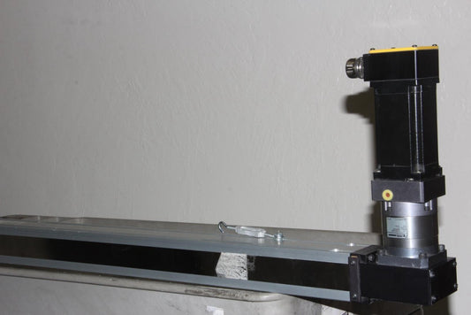 PARKER HLE60RB Linear Drive with BE233DJ-NPSN Servo Motor PV60FN-003 Gear Head