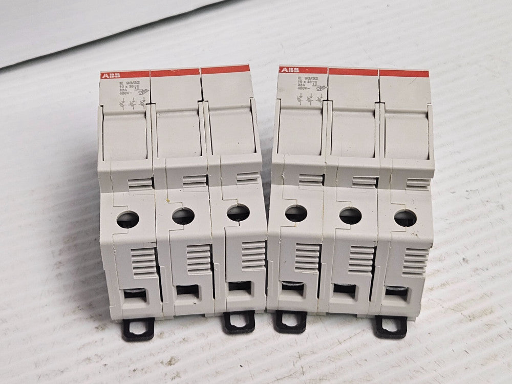 LOT OF 2 ABB FUSE DISCONNECTOR SWITCH E93/32 10X38 32 A AMP 3P 3 POLE 400V