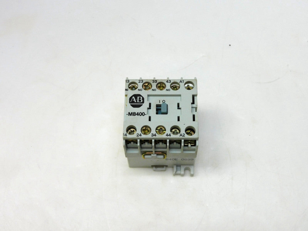 ALLEN BRADLEY 700DC-MB400*A CONTROL RELAY 24VDC