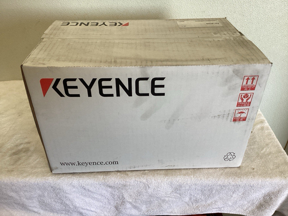 Keyence FD-R125 Clamp-on Flow Meter