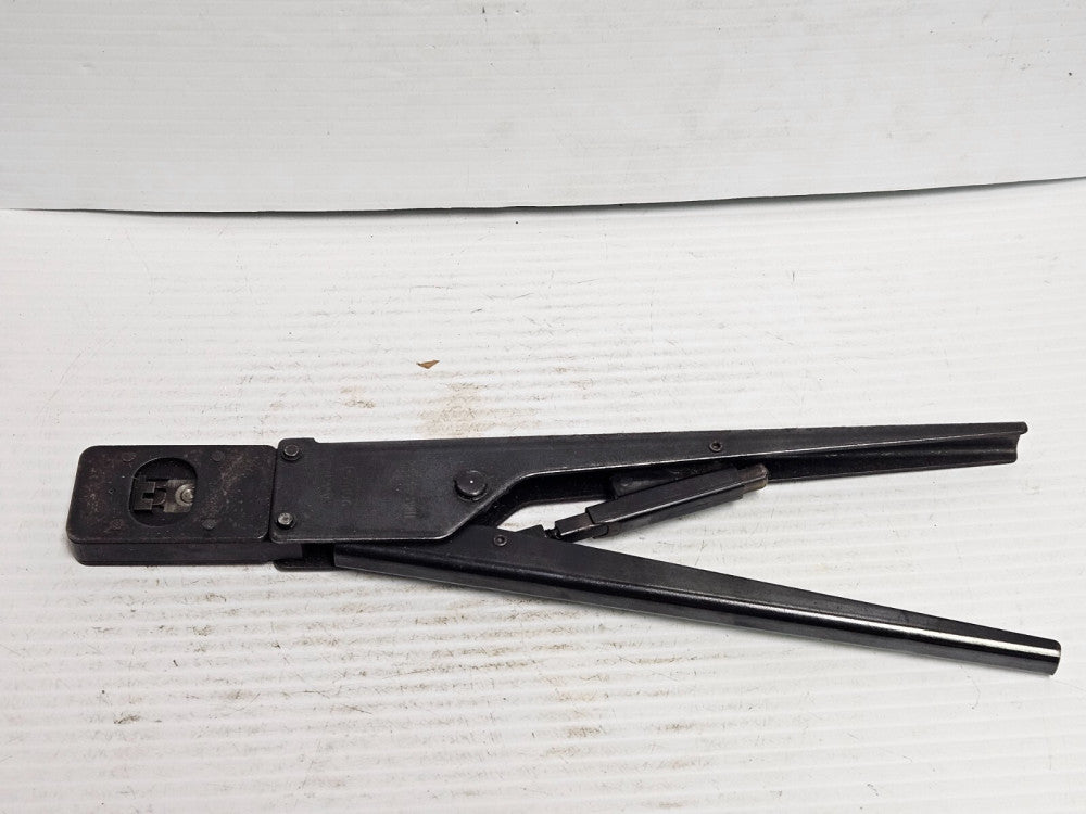 AMP HAND CRIMPER TOOL 90194-1 901941 - USED