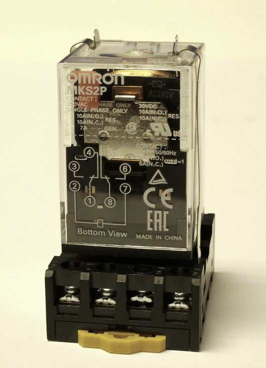 OMRON MKS2P 250 VAC 30 VDC Relay W/ 17X8CX Base Socket PFC A1 Retainers