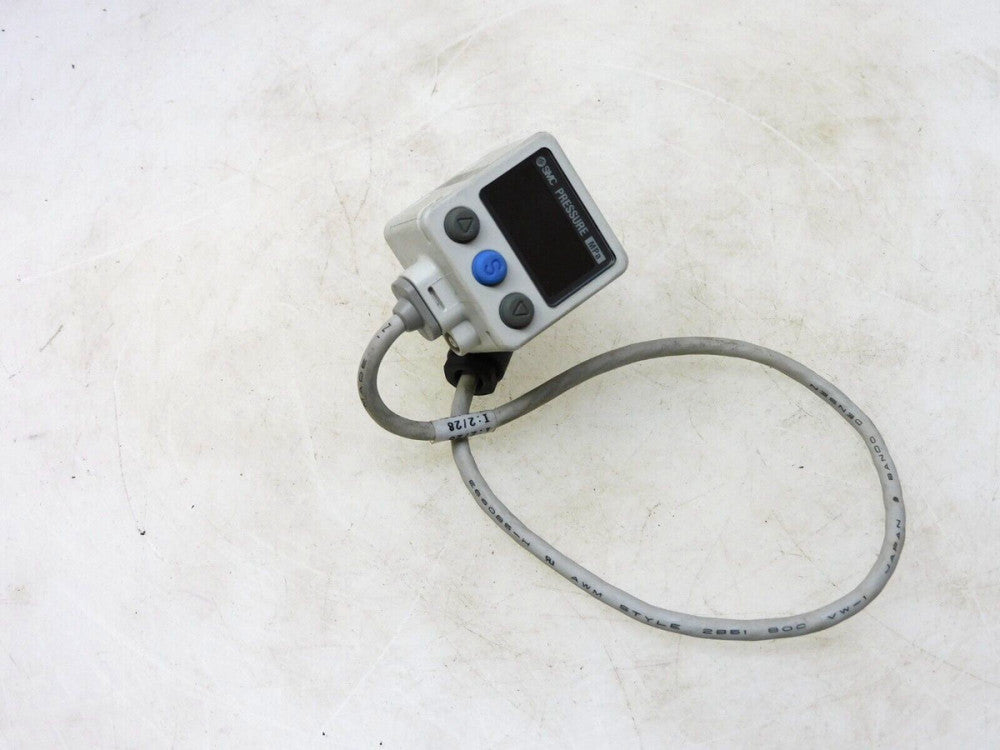 SMC ISE40A-01-T PRESSURE SWITCH 12-24VDC