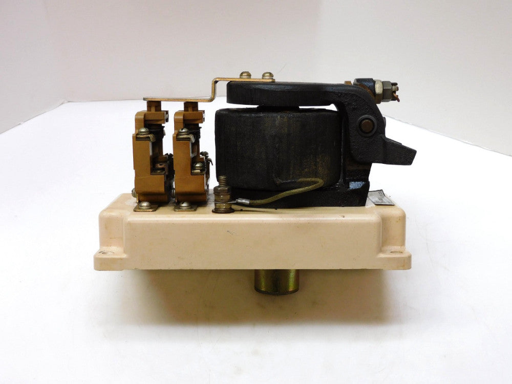 THE CLARK CONTROLLER A73-260931A CONTACTOR TYPE VTH BUL 7313