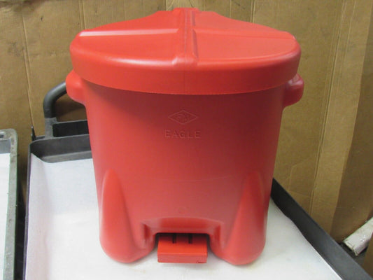 EAGLE 10 GAL GALLON RED PLASTIC FOOT OPERATED OILY WASTE CAN 935FL - USED