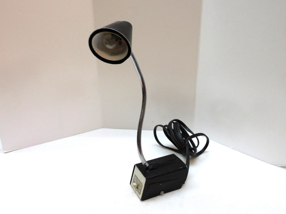 DAZOR 3612 GOOSENECK FLEXIBLE DESK LAMP W/ HI LO SWITCH