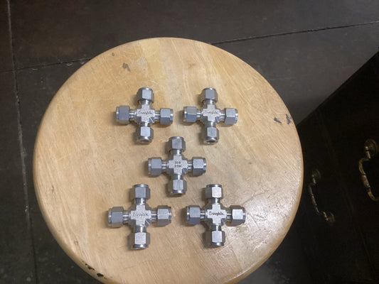 Swagelok Stainless Steel Union Cross Fitting, 3/8” OD Tube. Lot Of 5