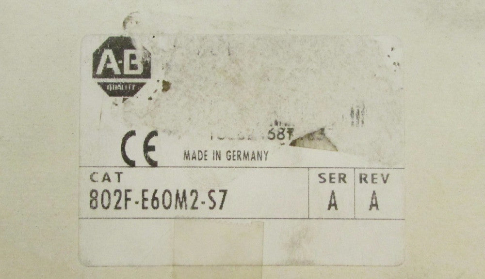 ALLEN BRADLEY 802F E60M2 S7 Key Safety Interlock Switch