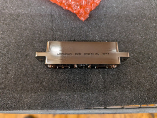 New, Amphenol, APX2AR11N, Heavy Duty Power Connectors RcptShellWProtectCap