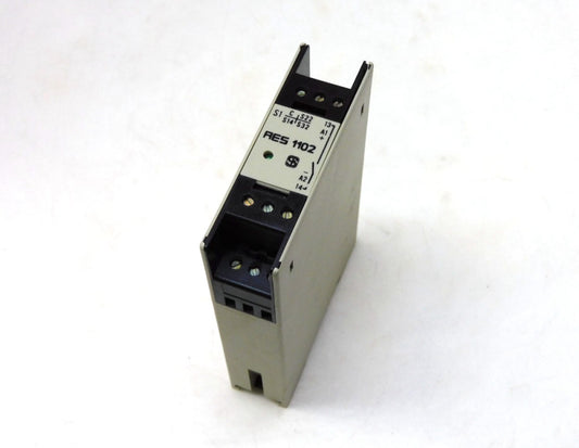Schmersal AES 1102.1 Safety Monitoring Module 110vac