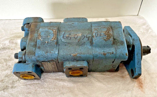 Parker Gear Pump P330 B386 5PL (rebuilt by Jefferson Hydraulics?)