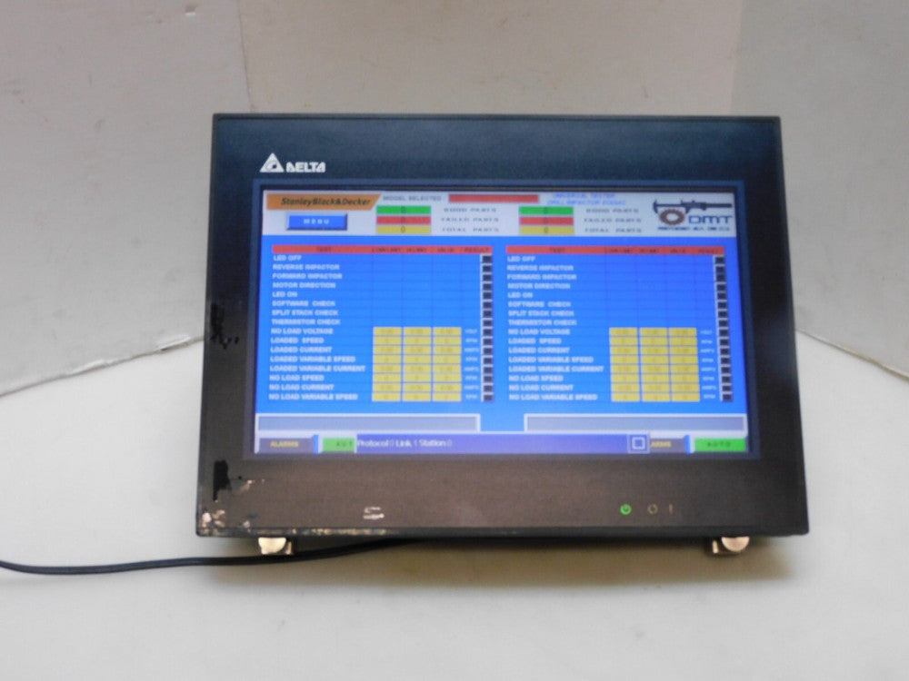 DELTA DOP-B10E615 HUMAN MACHINE INTERFACE TOUCH SCREEN PANEL 24VDC DAMAGE CORNER