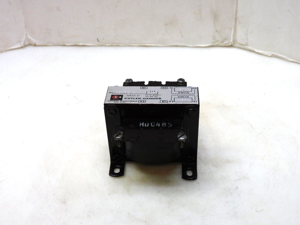 CUTLER HAMMER C340CND CONTROL TRANSFORMER .050KVA PRI 600V SEC 120V