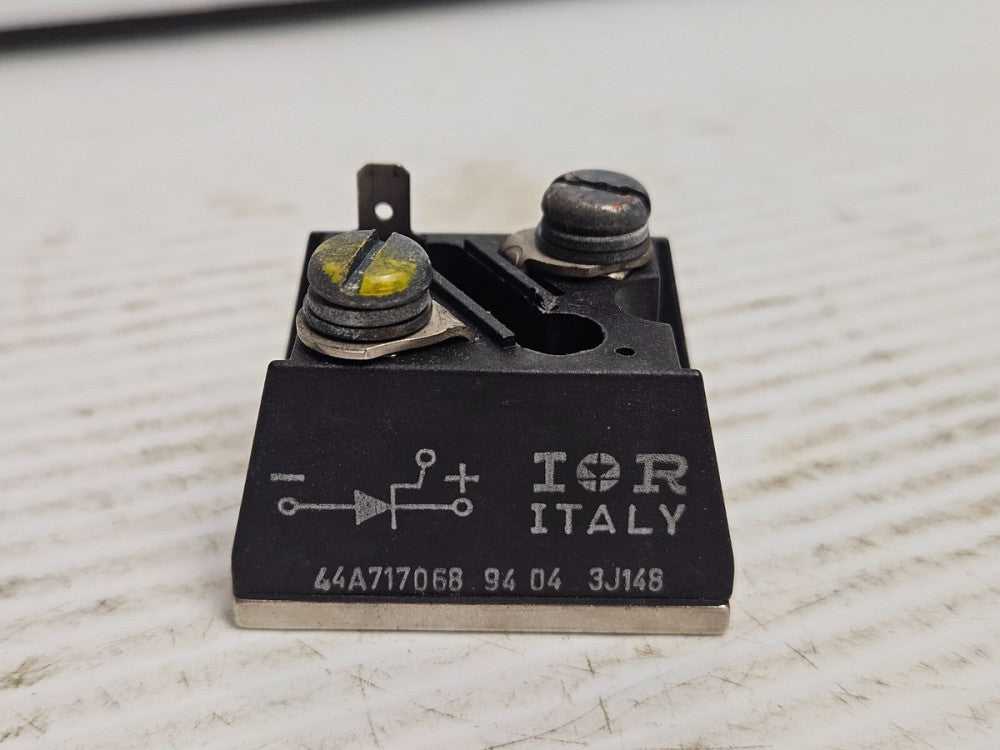 IR INTERNATIONAL RECTIFIER RECTIFIER MODULE 44A717068 - USED
