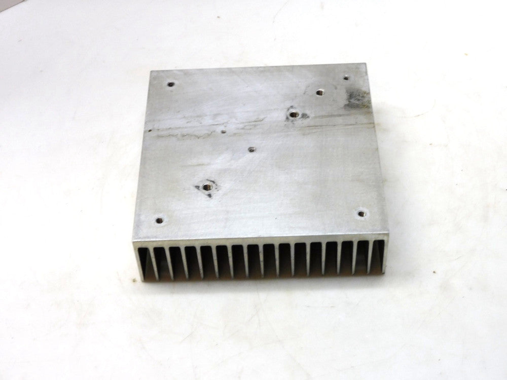 NO NAME ALUMINUM HEAT SINK SYNC 6" X 6" X 1-5/8"