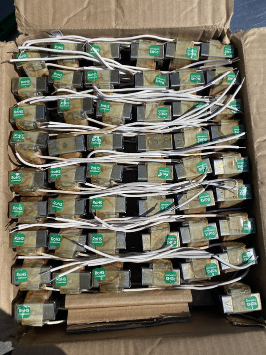 100 NEW Radionic Industries C122N-TP Class P Fluorescent Ballast 22W Lamp Type 1