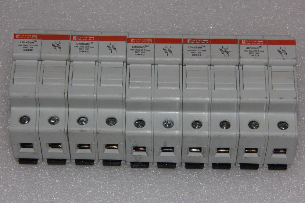 Lot of 5 Ferraz Shahmut MERSEN USCC2 30A 600V Class CC Industrial Fuse Holders