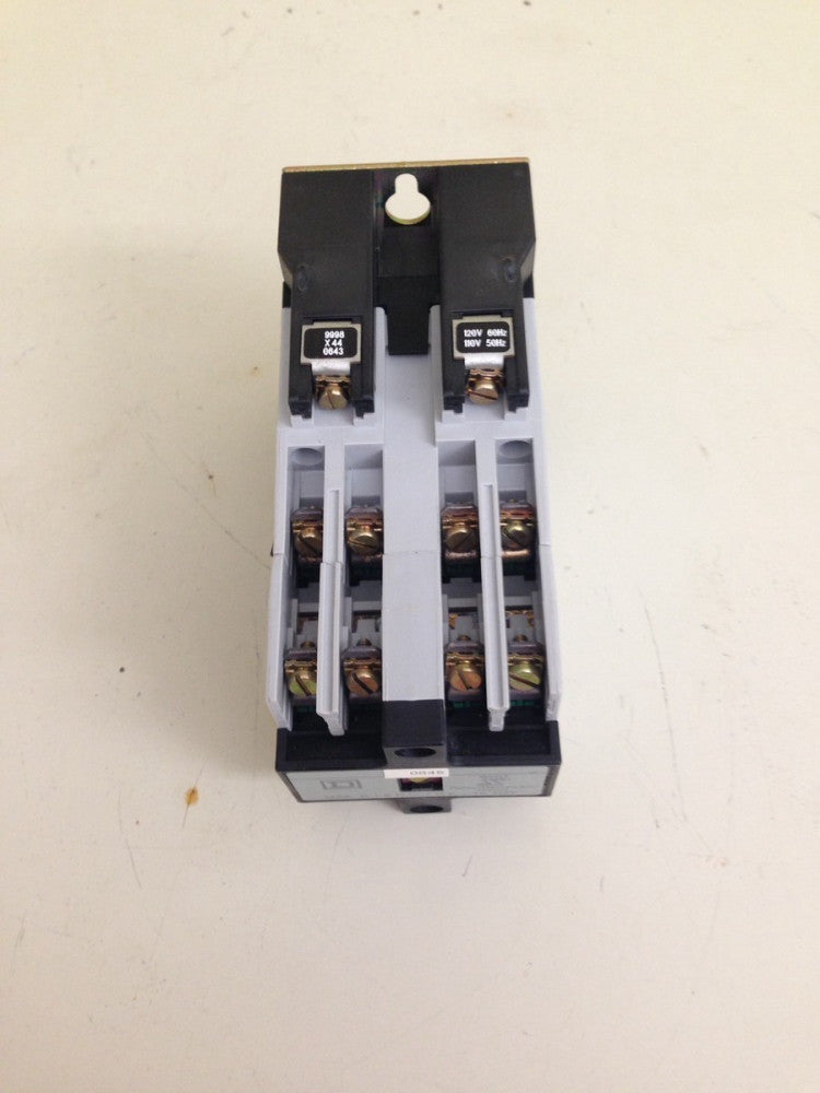 Square D 8501X080 industrial control relay