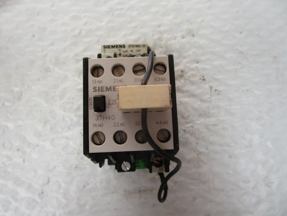 Siemens 3TH4022-0A Contactor 110V Coil W/ 3TX7402-3S