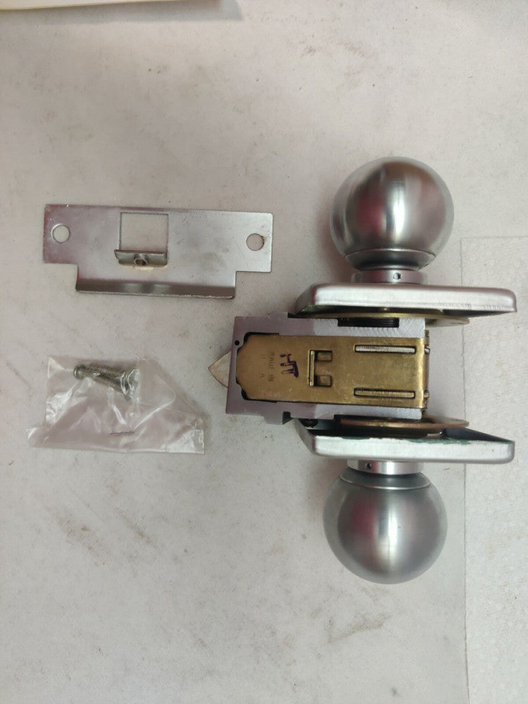 Yale Monolock 6201 CA 26D Satin Chrome Finish Door Knob Lock Dormitory Orb LH