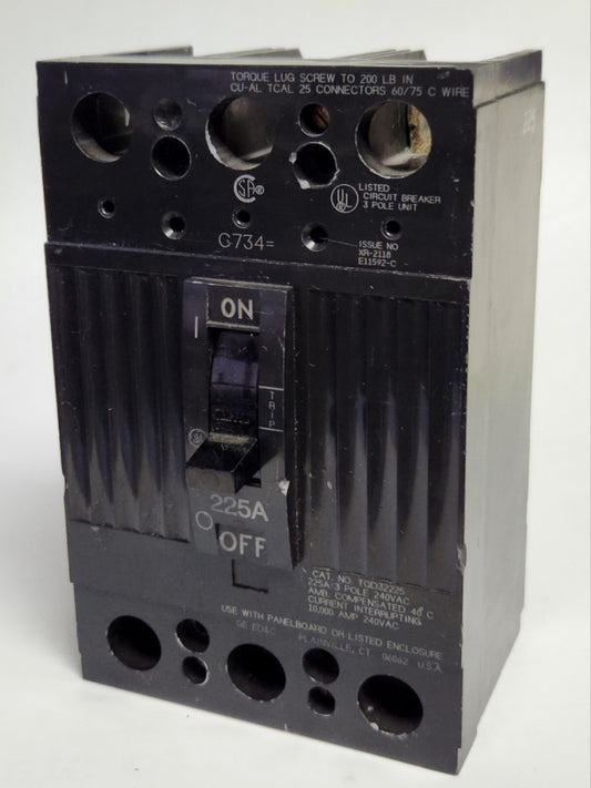 GENERAL ELECTRIC TQD32225 3 Pole 225 AMP Type TQD Circuit Breaker 240 VAC