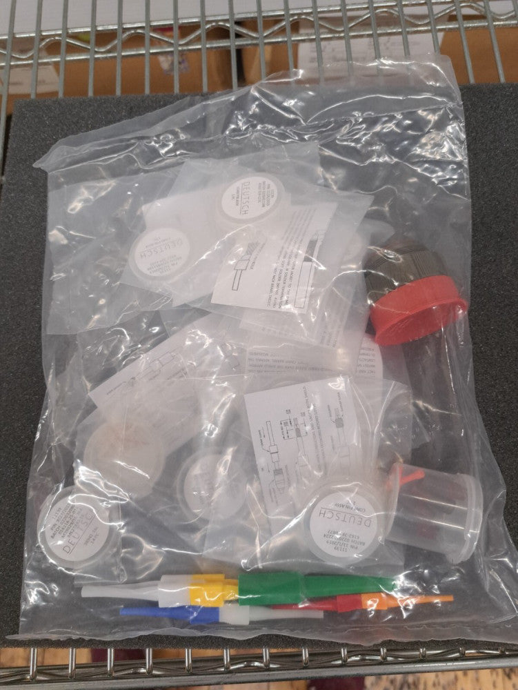 New, Deutsch, D38999/26WJ20PN, CONN PLUG MALE 30POS GOLD CRIMP
