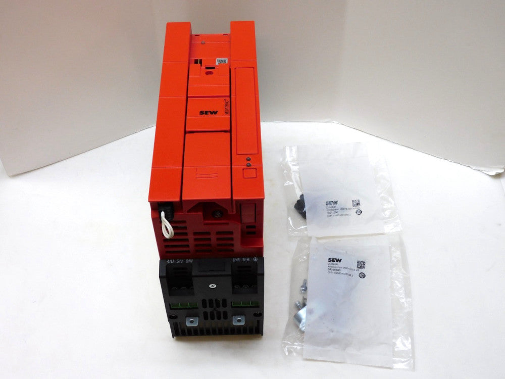 SEW Eurodrive MC07B0075-5A3-4-00 + MDX60A0074-5A3-4-00 Movitrac Inverter