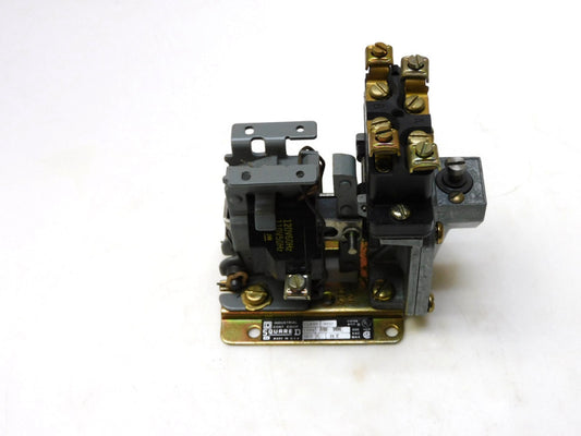 SQUARE D TIMING RELAY 9050 A010E 120V COIL SER A